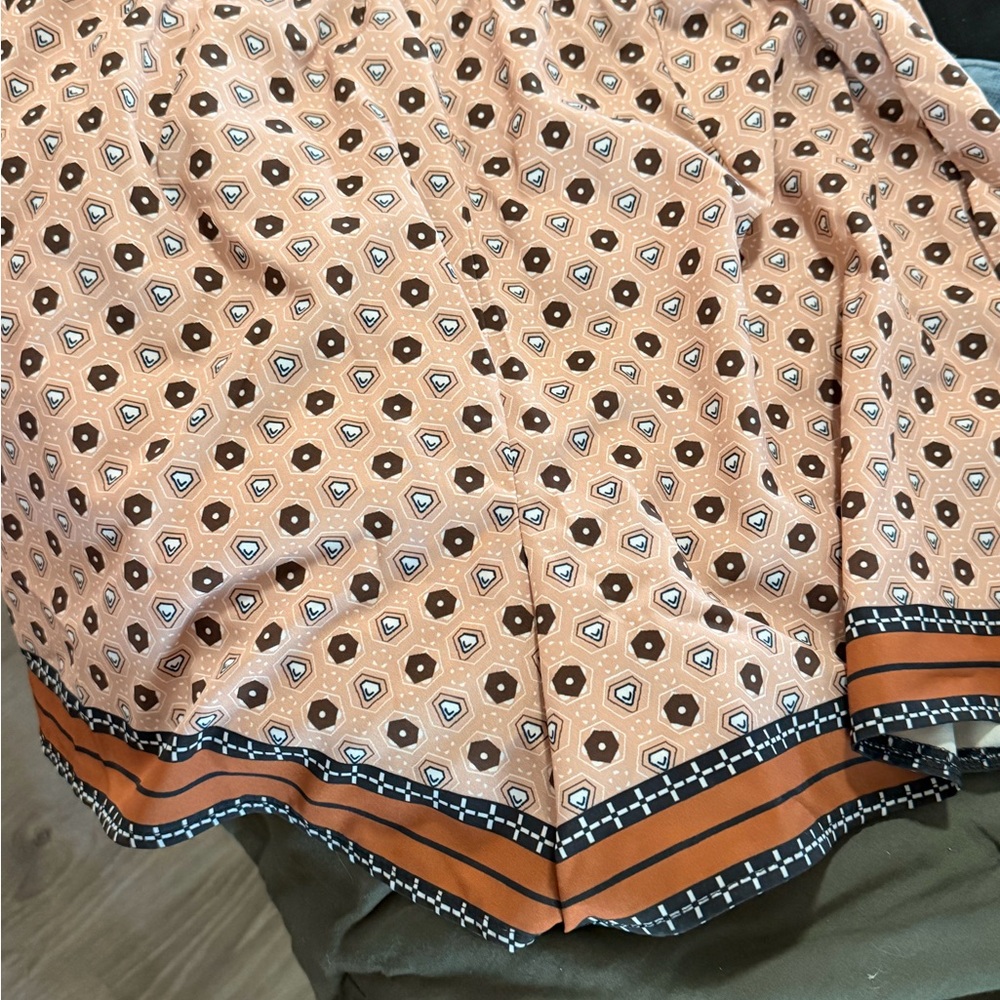 Retro Geometric Print Button-Up Blouse - Peach & Brown - Picture 2 of 7